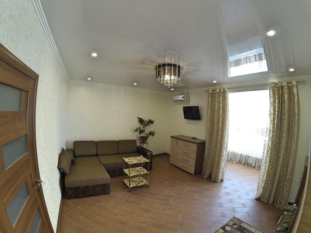 Naberezhnaya Roshen Apartment Vinnytsia Ngoại thất bức ảnh