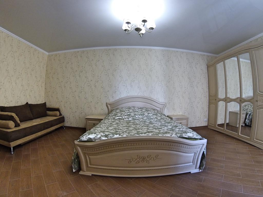 Naberezhnaya Roshen Apartment Vinnytsia Ngoại thất bức ảnh