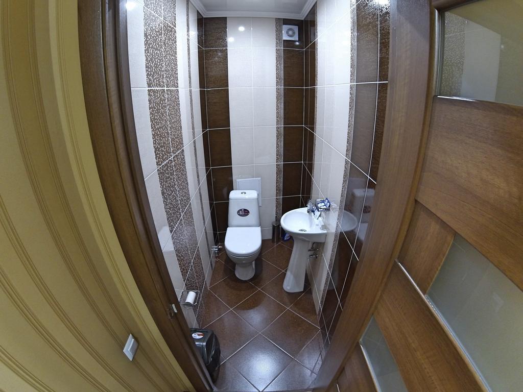 Naberezhnaya Roshen Apartment Vinnytsia Ngoại thất bức ảnh
