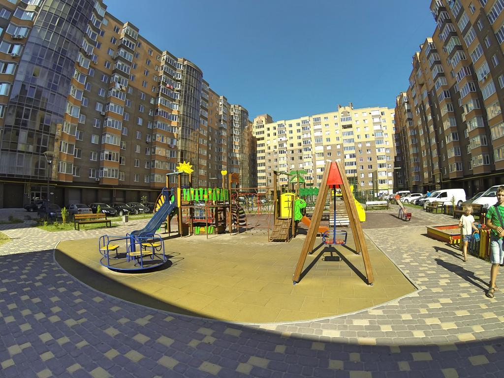 Naberezhnaya Roshen Apartment Vinnytsia Ngoại thất bức ảnh